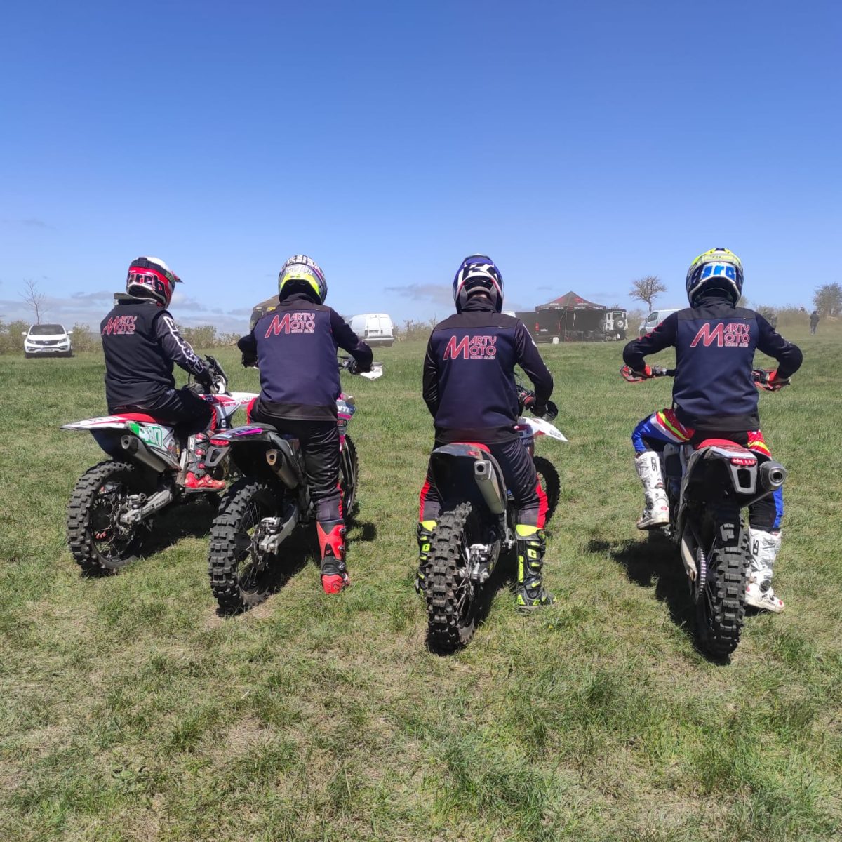 Marty Motos - Essais de la gamme Fantic (125 XE 2024 / 310 XEF 2024 / 300 XE 2024) et Surron (ULTRA BEE / STORM BEE)
